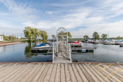 Barrie Lakeshore marina is located on Barrie's waterfront walking trail.